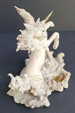 1996 Fables Conflict Unicorn Figurine Rare Limited Edition Holland Studio