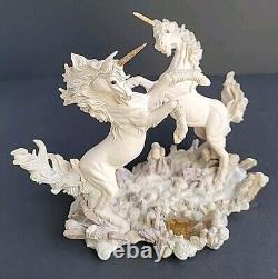 1996 Fables Conflict Unicorn Figurine Rare Limited Edition Holland Studio