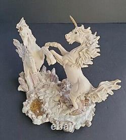 1996 Fables Conflict Unicorn Figurine Rare Limited Edition Holland Studio