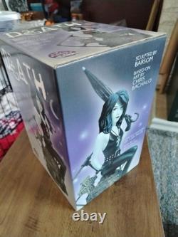2001 DC Direct Death Cold-cast Porcelain Statue. Limited Edition No. 1306/3000