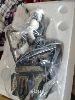2001 DC Direct Death Cold-cast Porcelain Statue. Limited Edition No. 1306/3000