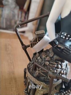 2001 DC Direct Death Cold-cast Porcelain Statue. Limited Edition No. 1306/3000