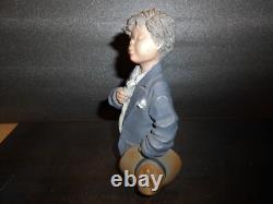 2x Elisa Figurine/Sculpture, Limited Edition of 5000