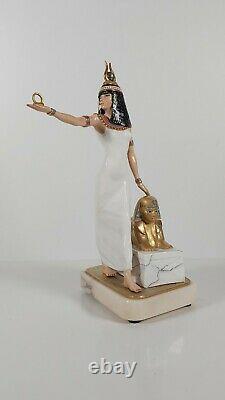 An Albany Limited Edition Figurine Cleopatra, 30/250 Appr. 28cm Tall