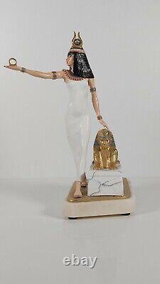 An Albany Limited Edition Figurine Cleopatra, 30/250 Appr. 28cm Tall