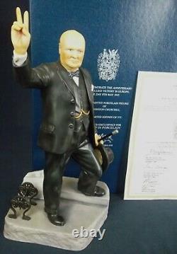 Ashmor china Worcestershire SIR WINSTON CHURCHILL Limited Edition figure B&C