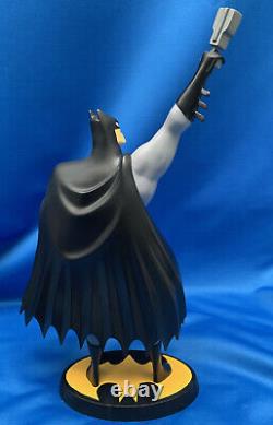 BATMAN ANIMATED Dark Knight Statue MAQUETTE Warner Bros Store LIMITED EDITION