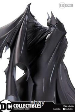 BATMAN BLACK & WHITE TODD MCFARLANE Ver 2 Deluxe Statue Ltd 5000