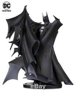 BATMAN BLACK & WHITE TODD MCFARLANE Ver 2 Deluxe Statue Ltd 5000 PRE-ORDER