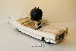 BETTY BOOP 2008 Limited Edition Figurine No 0122 of 2000 King Features Pink Car