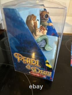 Bad Taste Bear Figurines Pearl & Dean Limited Edition Set of 2