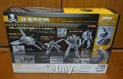 Bandai Valkyrie Roy Fortress Macross VF-1S DX Chogokin First Limited Edition f/s