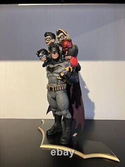 Batman Family Limited Edition Q-Master Diorama Statue By Qmx (Quantum Mechanix)