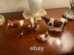 Beswick Collectors Club Very Ltd Edition Red Friesian Family Cow, Calf And Bull