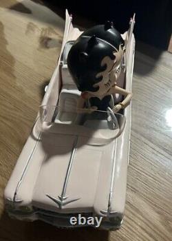 Betty Boop In Pink Limousine / Cadillac Limited Edition Figurine New