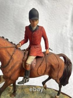Border Fine Arts Moving Off Limited Edition Figurine hunting/working dog