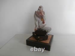 Border Fine Arts The Party's Over Clown Sat On Suitcase Limited Edition Figurine