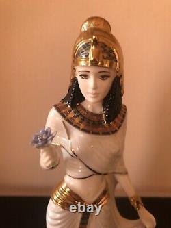 COALPORT Fine Bone China CLEOPATRA Figurine With 22 Carat Gold Limited Edition