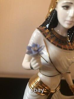 COALPORT Fine Bone China CLEOPATRA Figurine With 22 Carat Gold Limited Edition