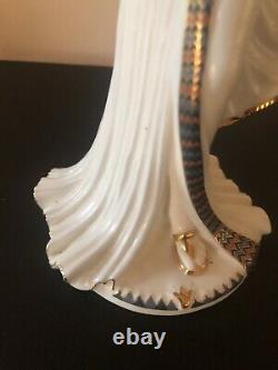 COALPORT Fine Bone China CLEOPATRA Figurine With 22 Carat Gold Limited Edition