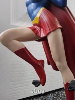 COVER GIRLS of the DC UNIVERSE SUPERGIRL STATUE ADAM HUGHES DC DIRECT /5000