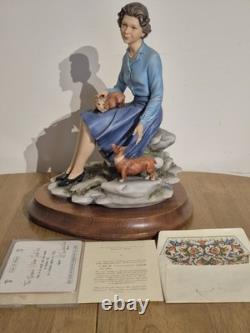 Capo di Monte Silver Jubilee 1977 Queen & Corgis Figurine No. 4/100 COA