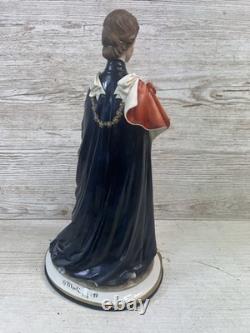 Capodimonte Porcelain Figurine Queen Elizabeth II Limited Edition 219 VGC
