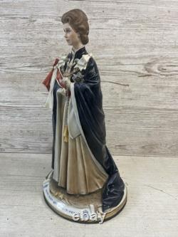 Capodimonte Porcelain Figurine Queen Elizabeth II Limited Edition 219 VGC