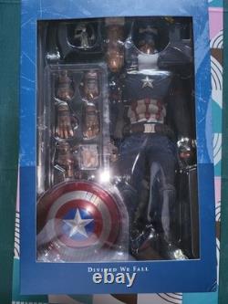 Captain America 1/6th Scale Limited Edition Collectible Figurine