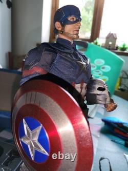 Captain America 1/6th Scale Limited Edition Collectible Figurine