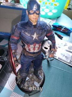 Captain America 1/6th Scale Limited Edition Collectible Figurine