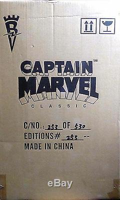 Captain Marvel Classic Statue New 2013 LTD to 530 Bowen Marvel Comics