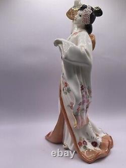 Coalport Bone China Figure madame butterfly Rare Limited Edition #703 Of 12500