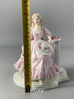 Coalport English Rose Collection 1992 May Queen Limited Edition (1,000) Figurine