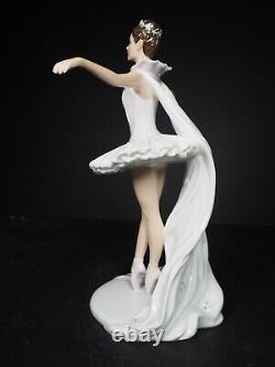 Coalport Limited Edition Dame Margot Fonteyn As'Cinderella