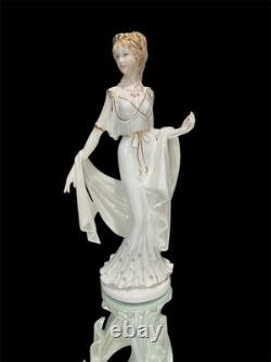Coalport Limited Edition Figure Helen Of Troy Figurine