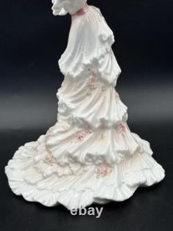 Coalport Meeting at Ascot Lady figurine, 23cm. Limited edition. Excellent