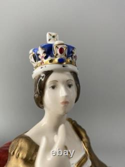 Coalport Queen Victoria, Empress of India Prestige Limited Edition 250 Figurine