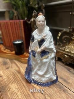 Coalport Queens of England Victoria Limited Edition Figurine 482/1000