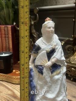 Coalport Queens of England Victoria Limited Edition Figurine 482/1000