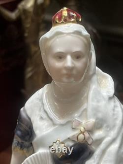 Coalport Queens of England Victoria Limited Edition Figurine 482/1000