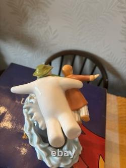 Coalport Snowman figurine, Walking in the Air, limited edition number 1490 Box
