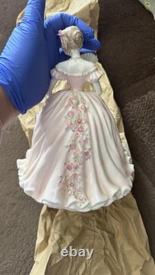 Coalport THE CHAMPAGNE WALTZ Figurine Limited Edition CW382 No 752/12500