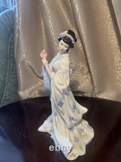 Coalport The Pearl Princess Jewels of the Orient Limited Edition No 29/7500