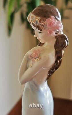 Coalport bone china limited edition figurine'Sapphire', made in England