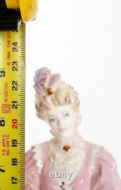 Coalport figurine'Lady Harriet' Made in England (Ltd Edition)