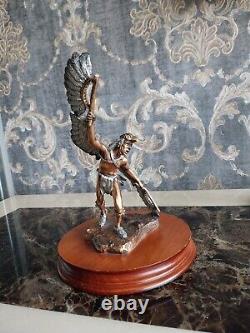 Collectable Legends U. S. A Figurine'Eagle Dancer' Limited Edition 1992/2500