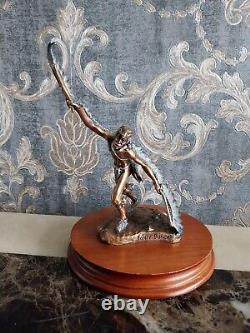 Collectable Legends U. S. A Figurine'Eagle Dancer' Limited Edition 1992/2500