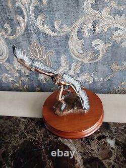 Collectable Legends U. S. A Figurine'Eagle Dancer' Limited Edition 1992/2500