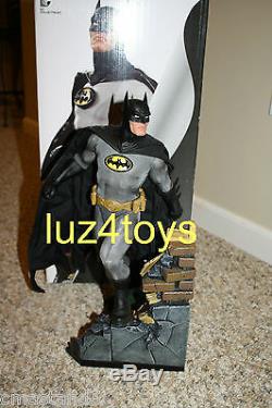 DC Direct BATMAN 1/4 Scale Museum Quality Statue Limited Edition